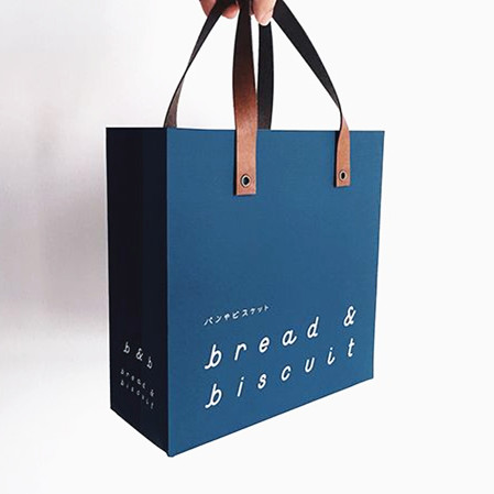 BREAD AND BISCUIT PAPER BAGS WITH HANDLE